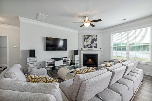 Hoe kun je je interieur eenvoudig opfrissen met seizoensgebonden accessoires?